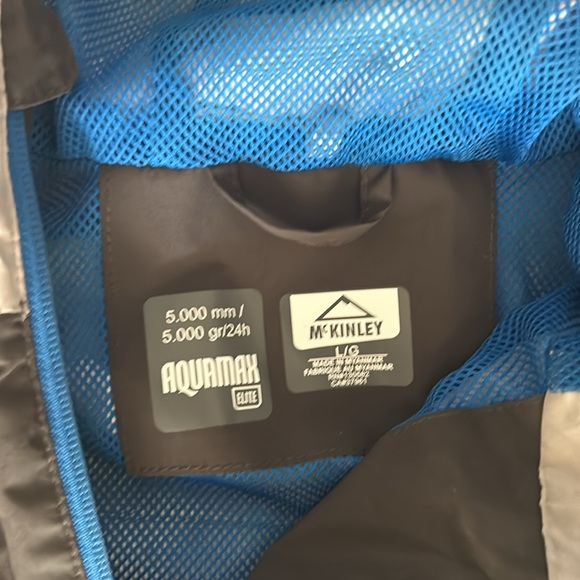 Rain jacket - Picture 2 of 2